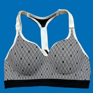 Victoria’s Secret Incredible max support sport bra white/ black dots 32B